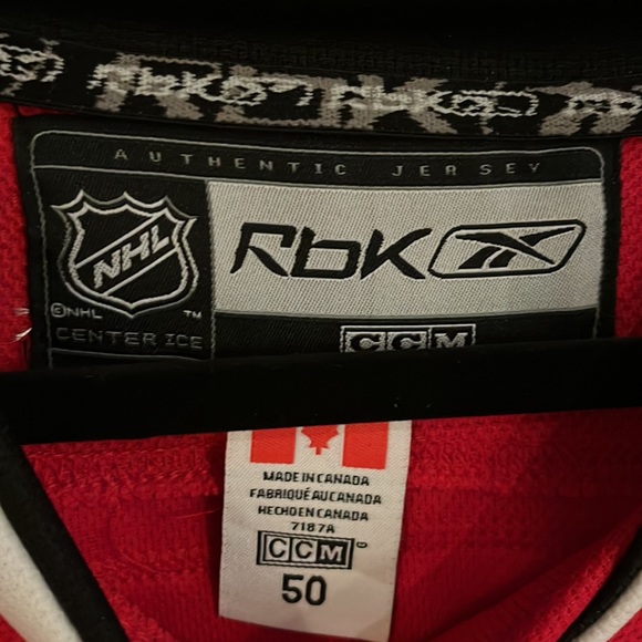 Chicago Blackhawks Toews Jersey - Picture 4 of 8